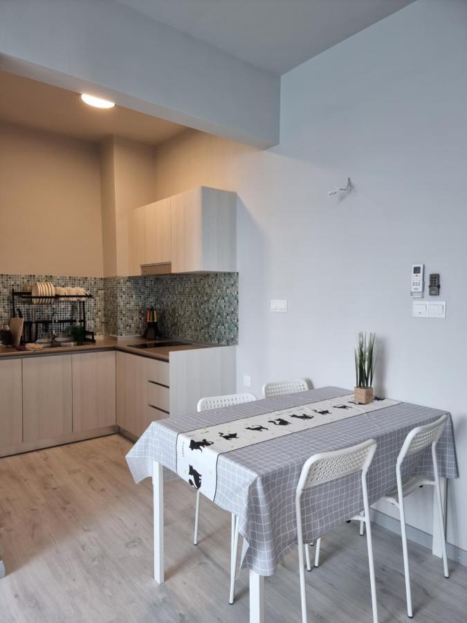 Nana Homestay - Jesselton Quay Kota Kinabalu Esterno foto
