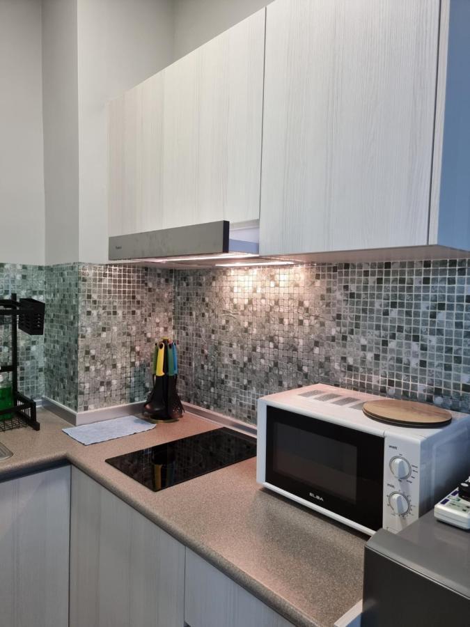 Nana Homestay - Jesselton Quay Kota Kinabalu Esterno foto
