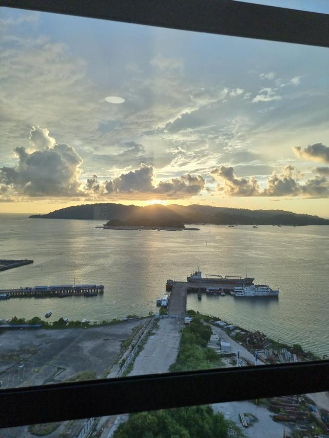 Nana Homestay - Jesselton Quay Kota Kinabalu Esterno foto