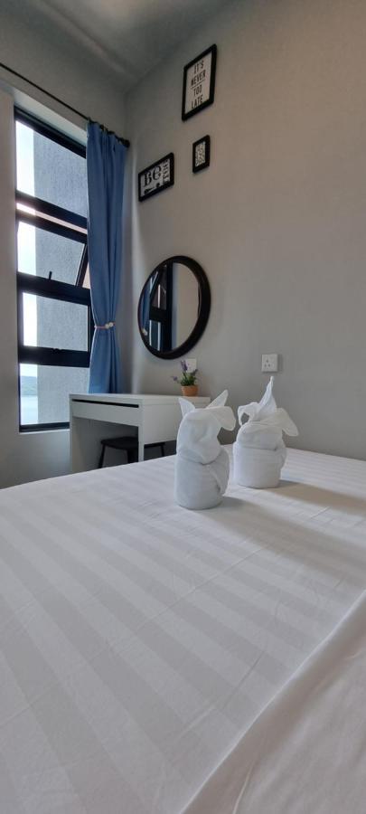 Nana Homestay - Jesselton Quay Kota Kinabalu Esterno foto